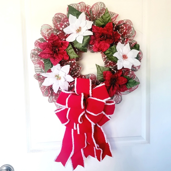 COPY - Winter Poinsettia Wreath Deco Mesh Bow - Picture 7 of 7
